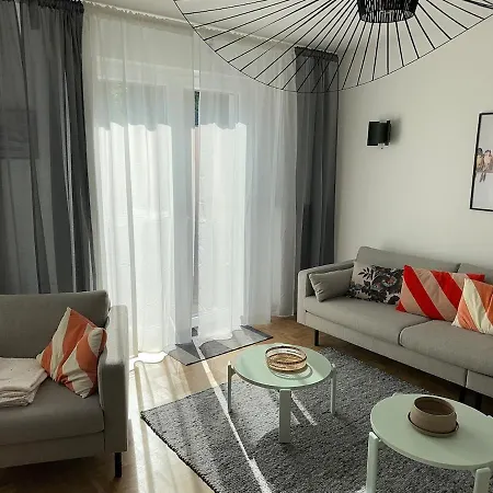 Hoehennest - Smart-tv - Wifi - Garten - 3 Schlafzimmer - 6 Personen Viersen